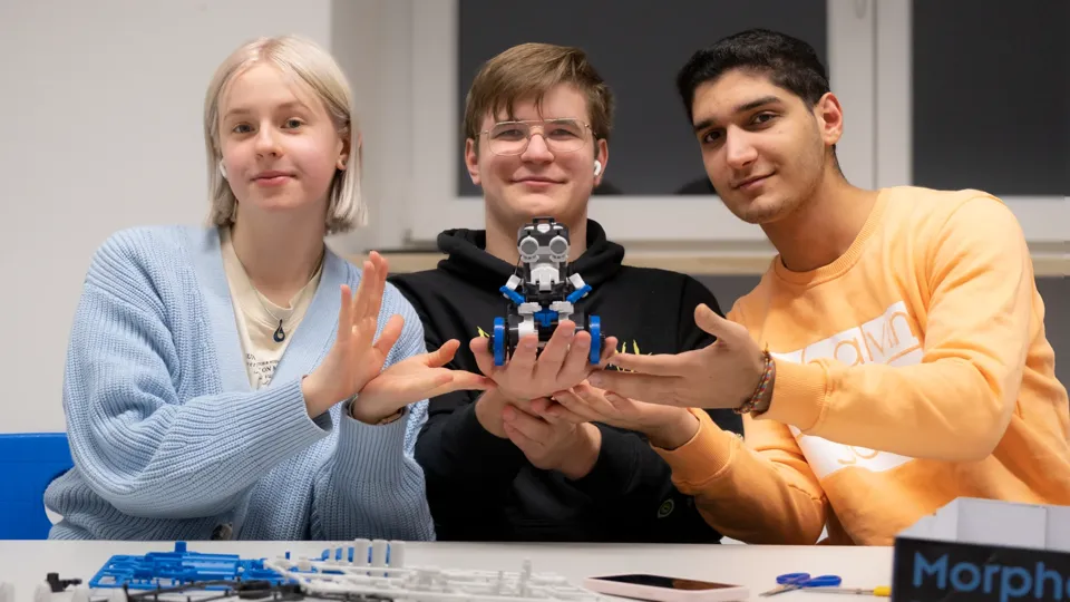 Robotics workshop as part of the activity program