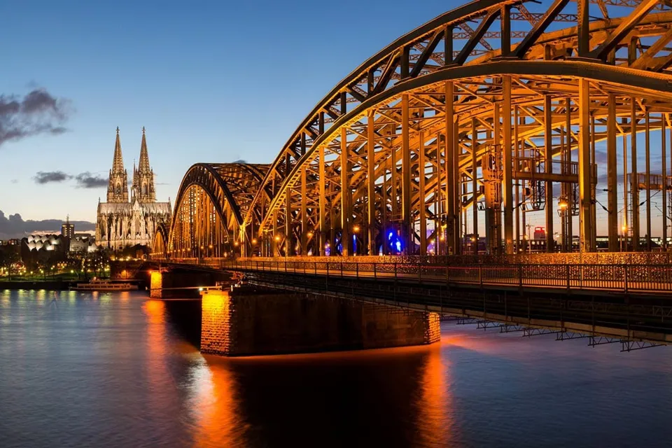 Köln: Rheinbrücke