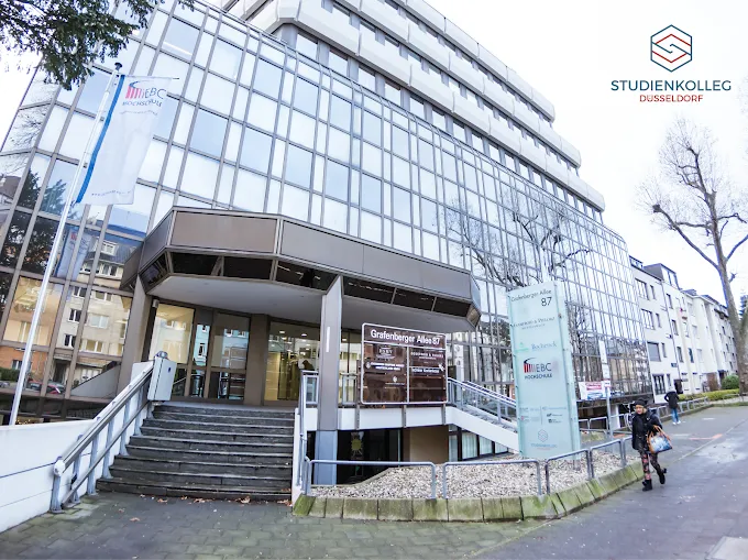 Studienkolleg Building